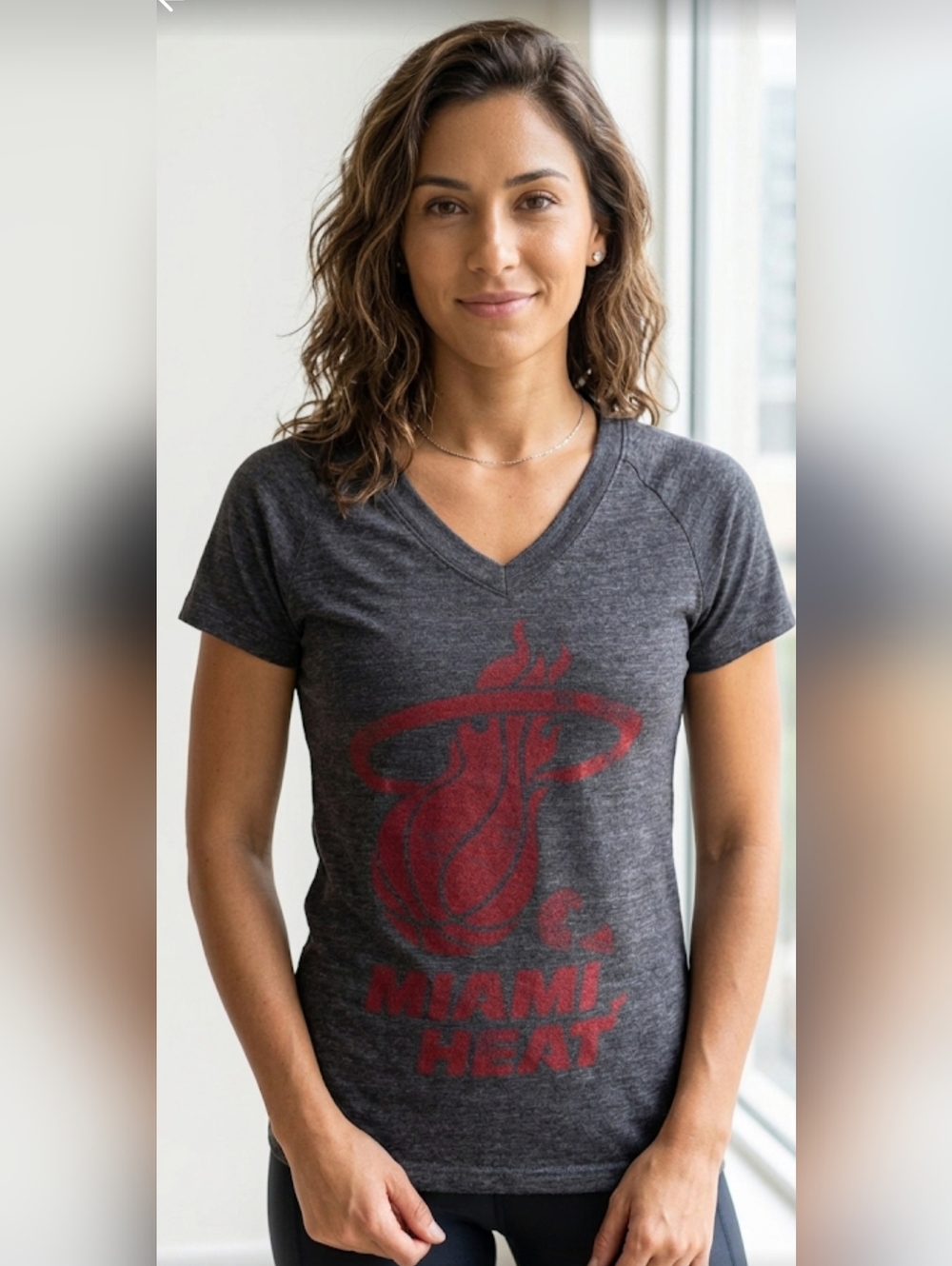 ADIDAS Miami Heat V-Neck Tee, Size M